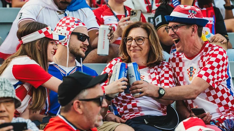 Croatian World Cup Fans Create Unforgettable Scene in Philadelphia, Crash Wedding Photos
