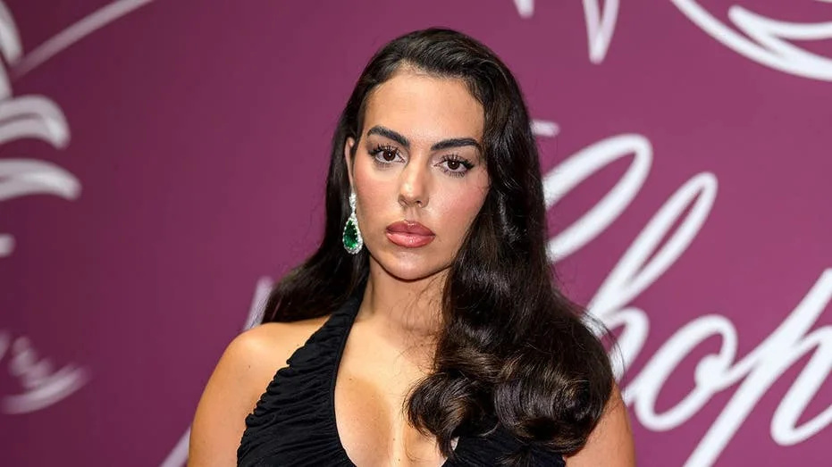 Georgina Rodriguez Makes Waves in Miami Ahead of Cristiano Ronaldo's World Cup Match