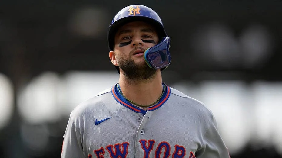 Bo Bichette's Emotional Return to Toronto Sparks Reflection on Mets' Difficult Season