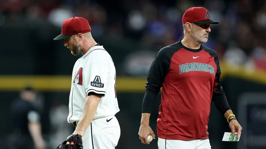 Diamondbacks Manager Torey Lovullo Issues Apology to Cubs Amid Sign-Stealing Controversy